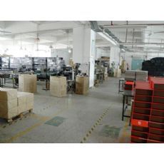 深圳重鑫紙制品 專(zhuān)業(yè)包裝盒廠家，特價(jià)銷(xiāo)售中